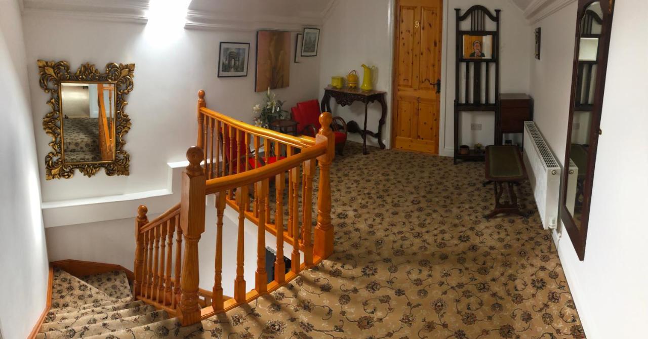 Rockville House B&B คาเชล ภายนอก รูปภาพ