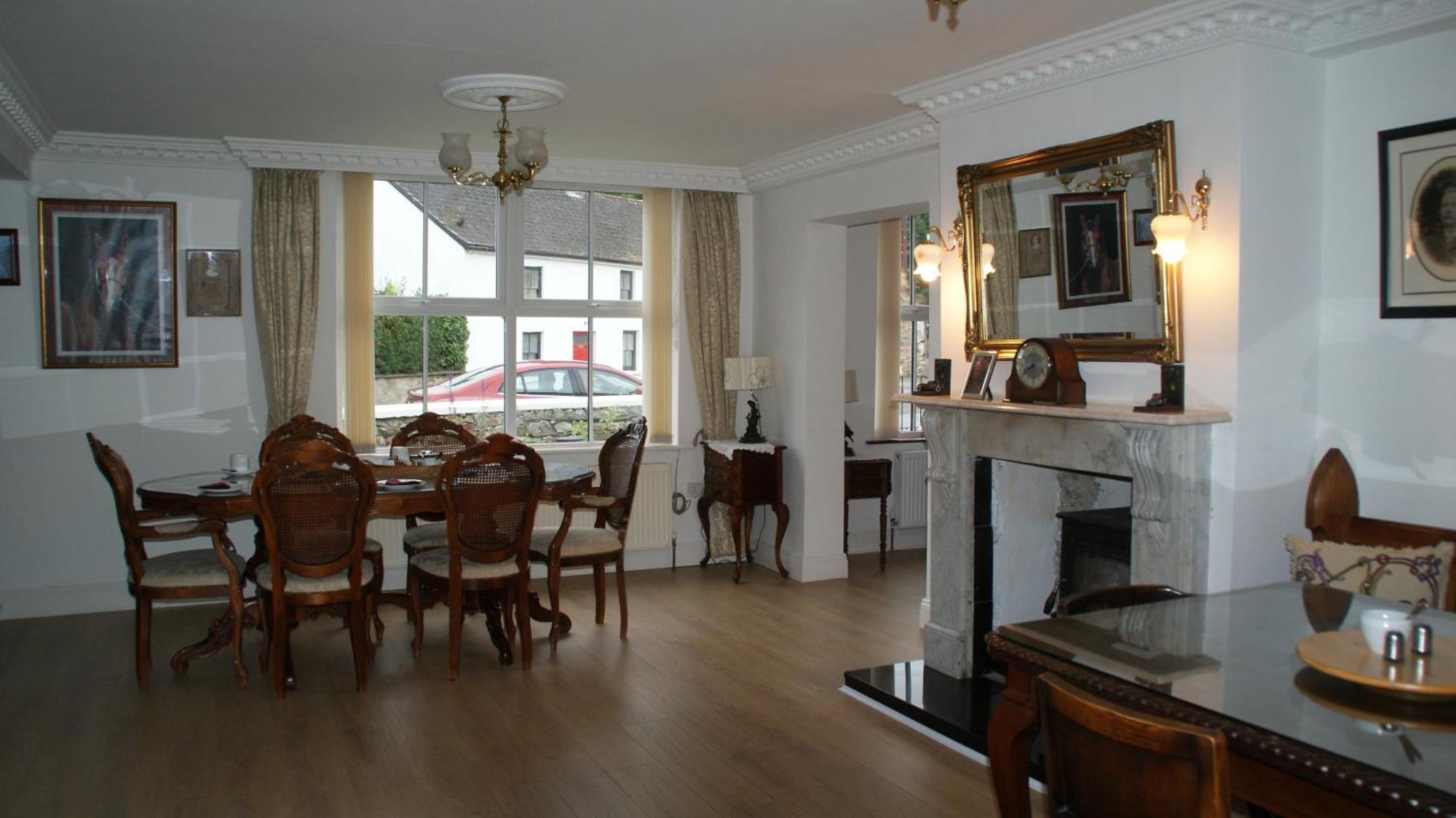 Rockville House B&B คาเชล ภายนอก รูปภาพ